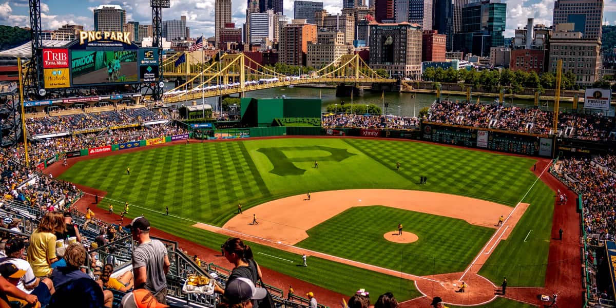 sports-softball-field-with-lights sports-softball-field-with-lights