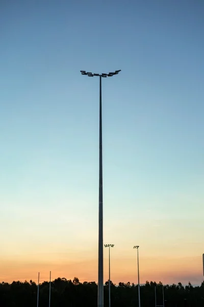 high-mast-lighting-street